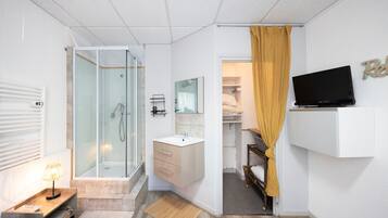 1 habitación, wifi gratis y ropa de cama