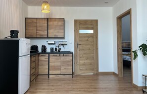 Fridge, stovetop, coffee/tea maker - Awesome apartment in Wilcze with WiFi (Wilcze)