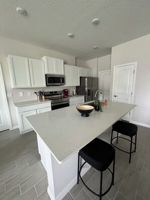 Private kitchen - Spacious 4BR Smart Home in Quiet Ocala Neighborhood (Ocala)