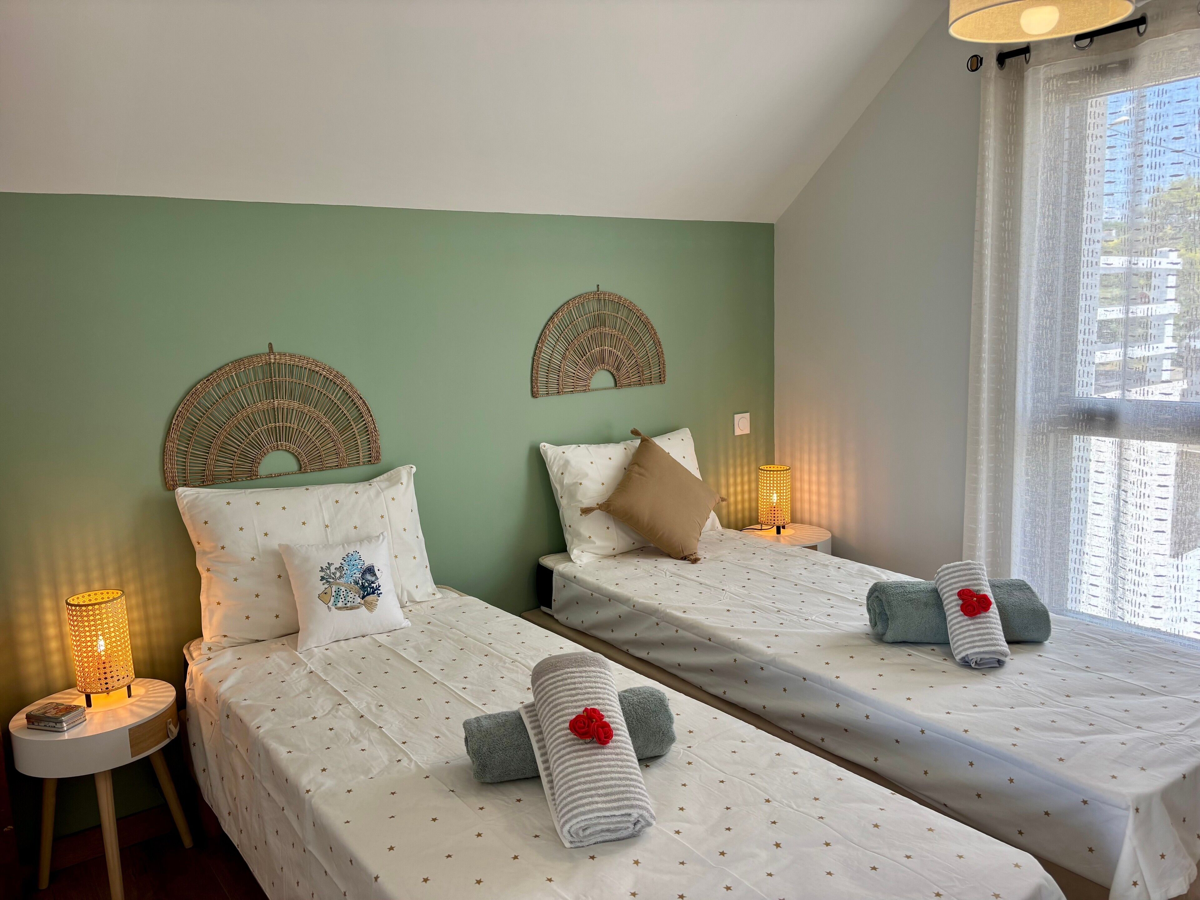 3 bedrooms, iron/ironing board, free WiFi, bed sheets