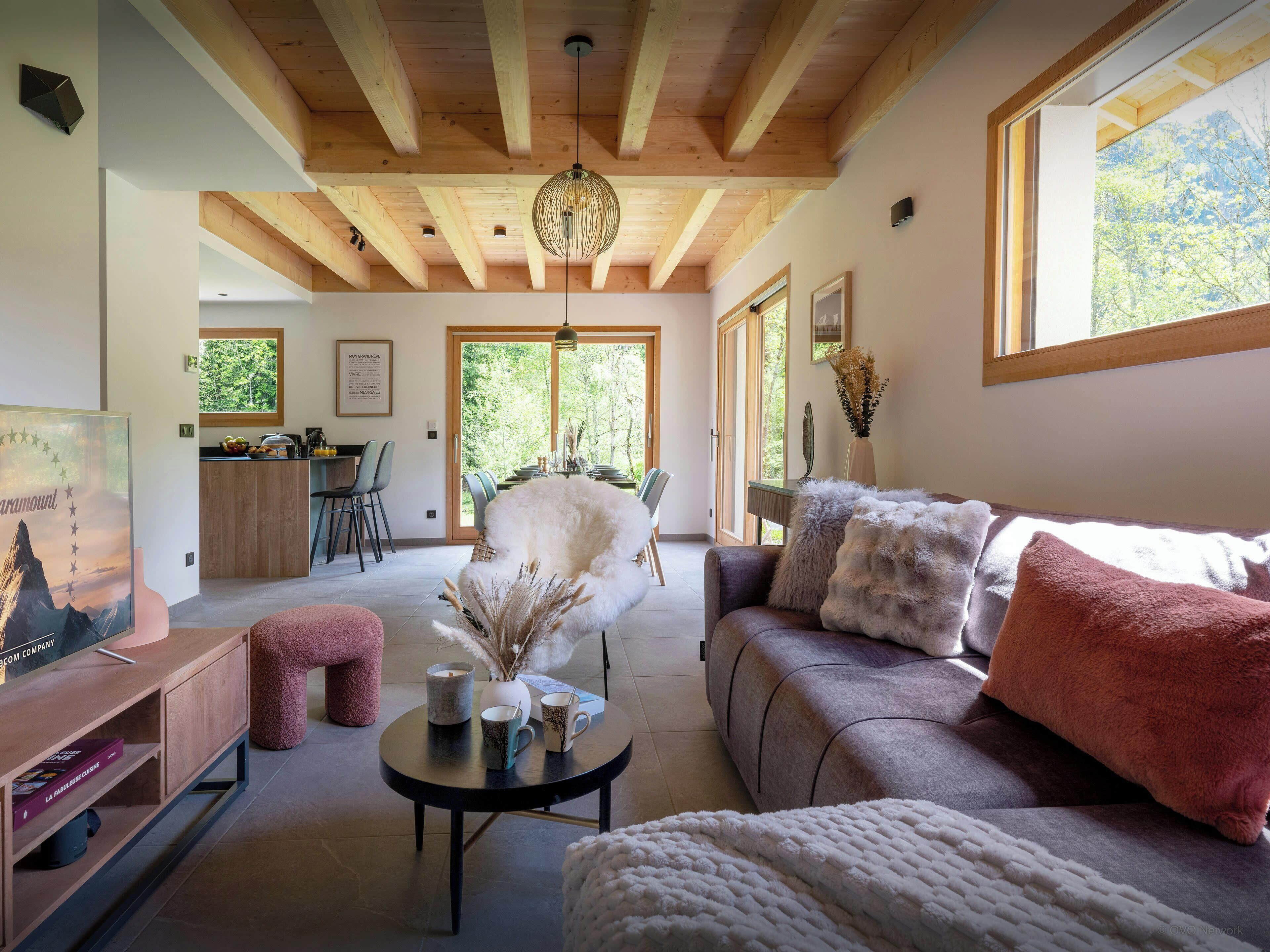 电视、壁炉、乒乓球、立体声音响