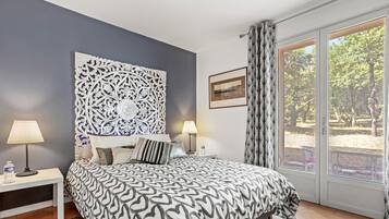 1 多间卧室、免费 WiFi、床单