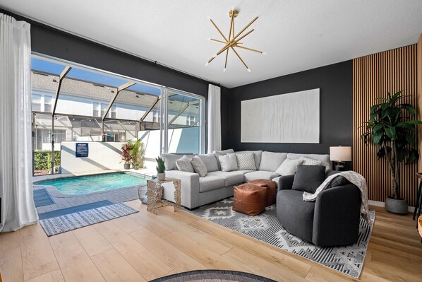 Een buitenzwembad, een verwarmd zwembad