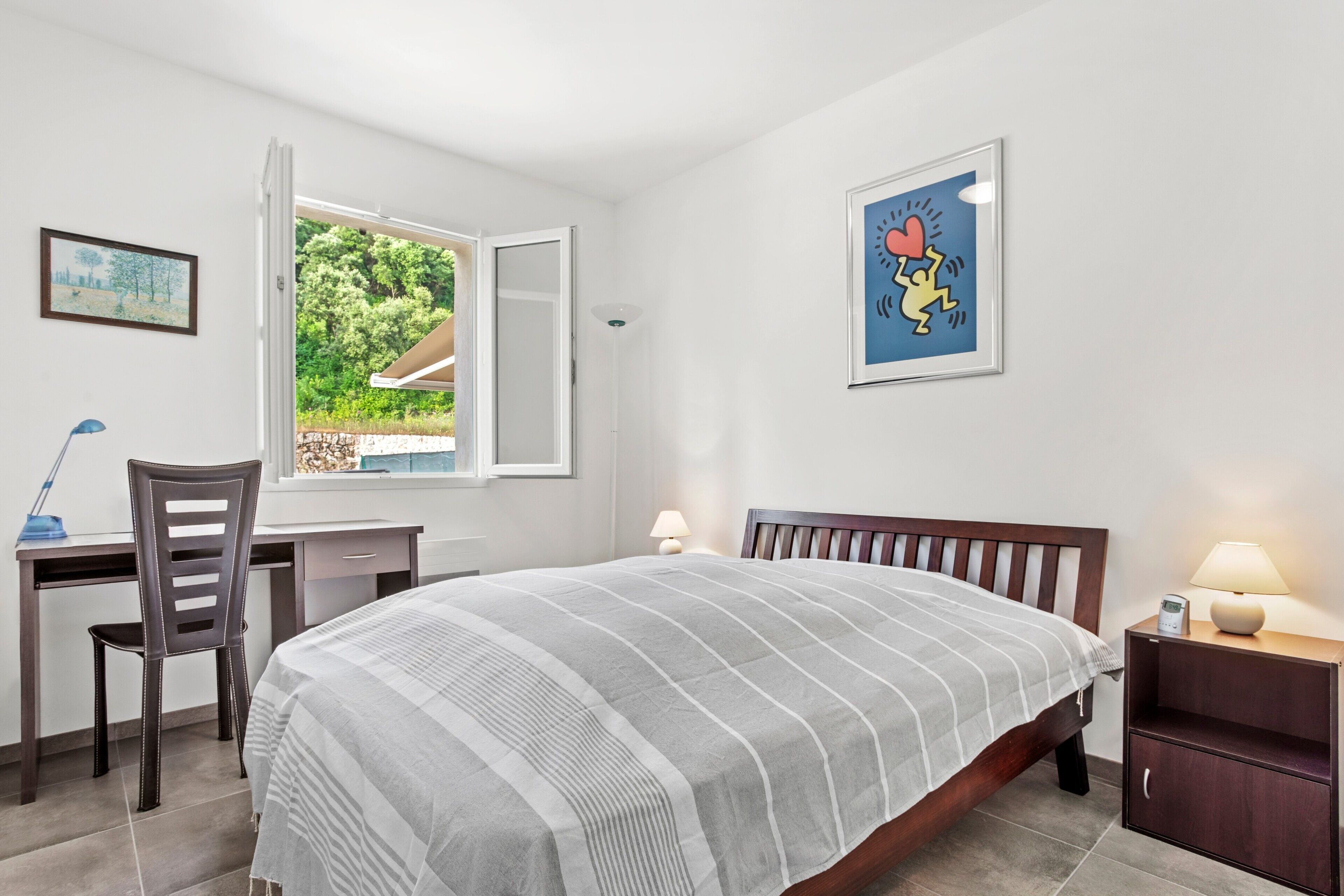 2 bedrooms, desk, free WiFi