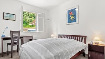 2 bedrooms, desk, free WiFi