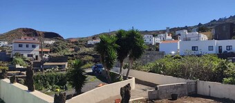Holiday Home 'Aguarijo' with Sea View, Private Terrace and Private Garden