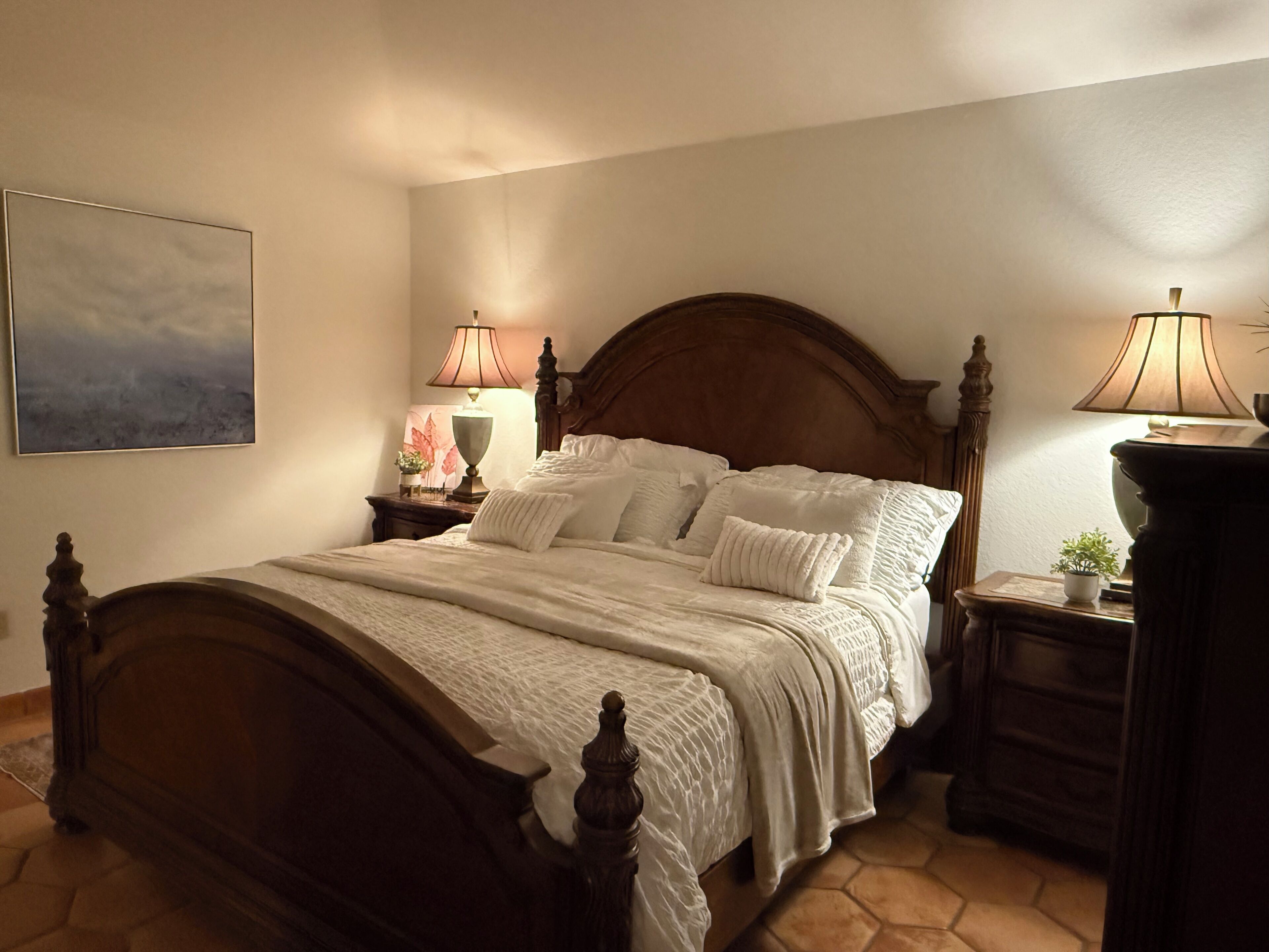 2 chambres, fer et planche à repasser, Wi-Fi, draps fournis