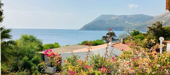 Apartment 'Jerà Suite Vista Mare 19' with Sea View, Private Terrace and Wi-Fi