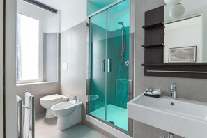 Bathroom - B&B Locanderia (Rome)