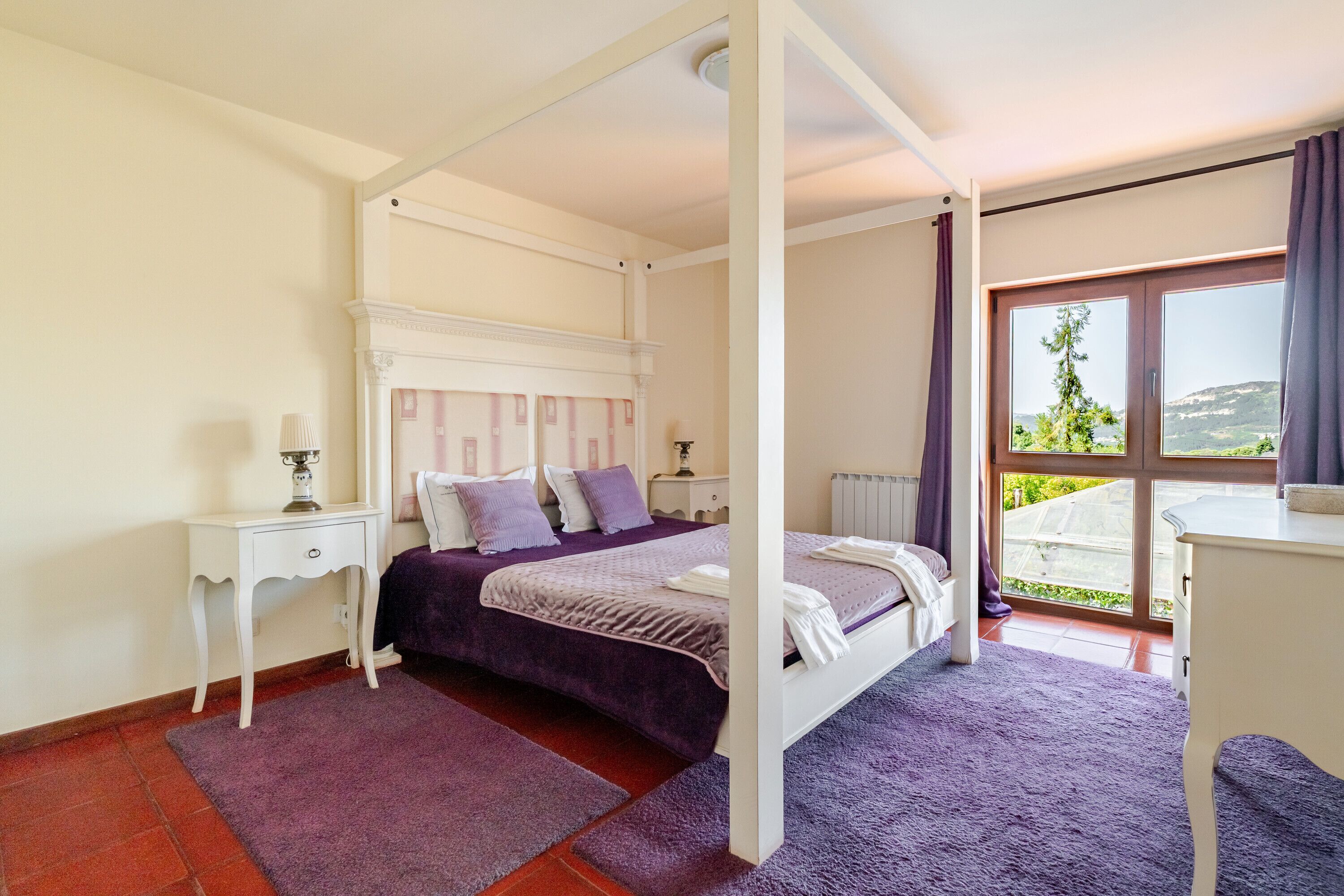 8 habitaciones, tabla de planchar con plancha y wifi gratis 