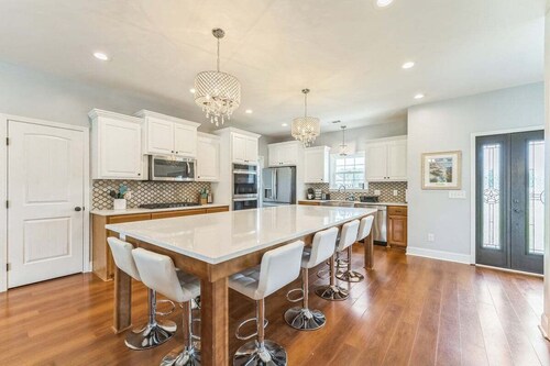 Barndominium, Private Pool, large groups allowed