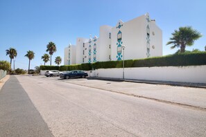 Property grounds - Apartment 'Lota Beach' with Balcony and Air Conditioning (Vila Nova de Cacela)