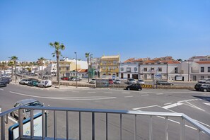 Property grounds - Apartment 'Regato' with Private Terrace, Balcony and Wi-Fi (Ferragudo)