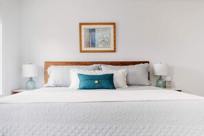 4 bedrooms, desk, iron/ironing board, WiFi