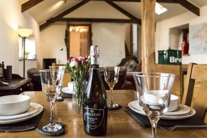 Room - Foxglove - Luxurious Barn Conversion (Haverfordwest)