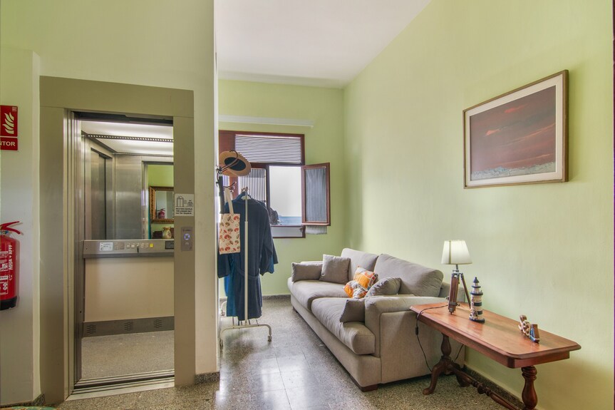 Vacation 'Las Velas' With Sea View, Wi-fi And Air Conditioning - Sardina
