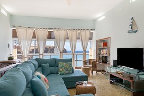 TV - Vacation 'Las Velas' with Sea View, Wi-Fi and Air Conditioning (Gáldar)