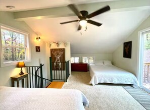Iron/ironing board, bed sheets