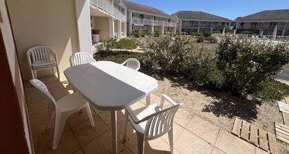 226 - Appartement tout confort en résidence avec piscine au Verdon sur Mer