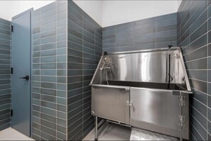 Hair dryer - Cozy 1BR/1BA + Gym Near UPMC & Carnegie Mellon (Pittsburgh)