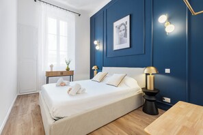1 chambre, fer et planche à repasser, Wi-Fi, draps fournis
