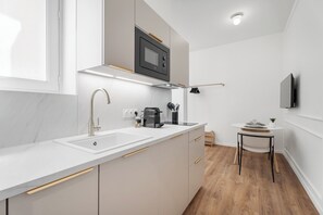 Fridge, microwave, coffee/tea maker