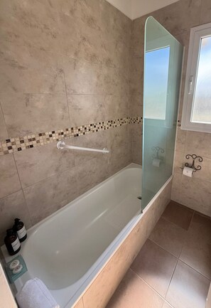 Apartment, 2 Bedrooms, Smoking, Balcony | Bathroom - Departamento San Lorenzo - Salta (Villa San Lorenzo)