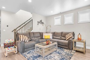 Smart TV, fireplace, video games, table tennis