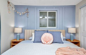 2 bedrooms, iron/ironing board, travel cot, WiFi - 2-bedroom Pool home in Downtown Punta Gorda (Punta Gorda)