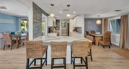 2-bedroom Pool home in Downtown Punta Gorda