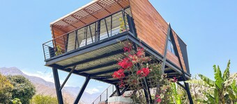 Mirador House: Nature Retreat with Spacious Pool