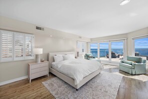 5 bedrooms, iron/ironing board, WiFi, bed sheets
