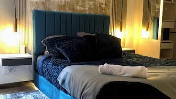 3 slaapkamers, een strijkplank/strijkijzer, wifi, beddengoed