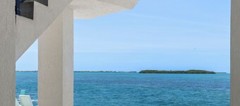 Oceanfront Cudjoe Key Home - 35' Seawall, Sunrise Views, Pool & Pet-Friendly