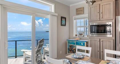 Oceanfront Cudjoe Key Home - 35' Seawall, Sunrise Views, Pool & Pet-Friendly