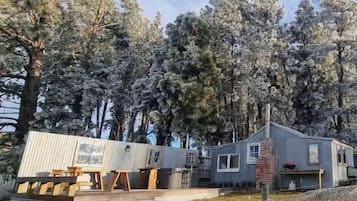 Comfort Cabin, Non Smoking, Mountain View | Terrace/patio