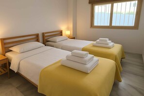 2 chambres, fer et planche à repasser, lit de bébé portatif, Wi-Fi