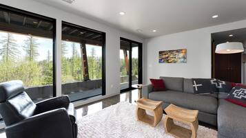 TV connectée, cheminée