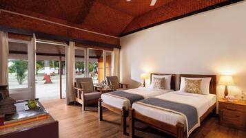 Minibar, individually furnished, WiFi, bed sheets