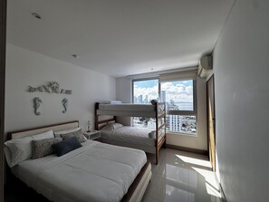 2 bedrooms, in-room safe, iron/ironing board, free WiFi - Elegant apartment with spectacular  Oceanview at Palmetto Beach in Bocagrande  (Cartagena de Indias)