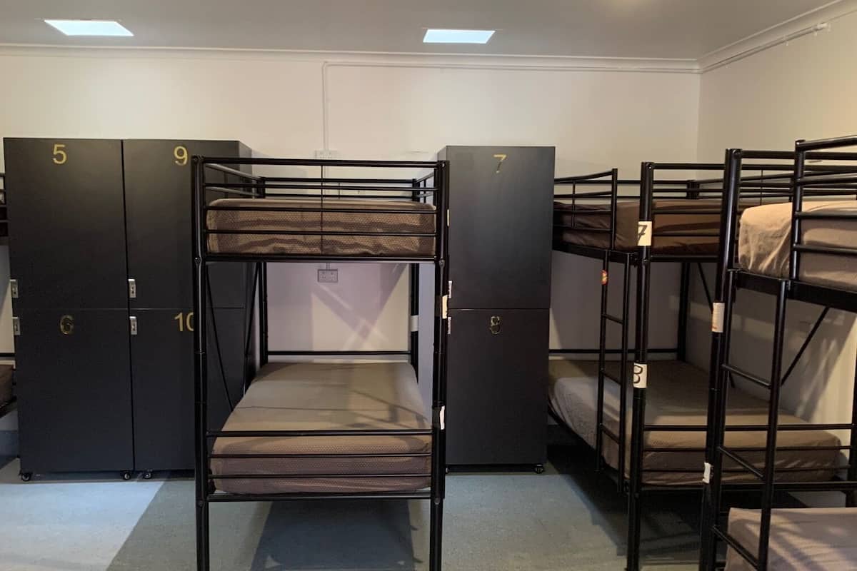 Basic Shared Dormitory | 1 bilik tidur, Wi-fi percuma, cadar katil