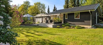 Cozy summer house near beach and nature