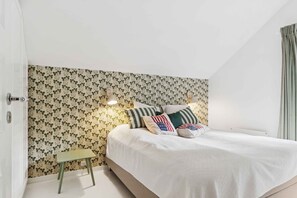 4 bedrooms, free WiFi