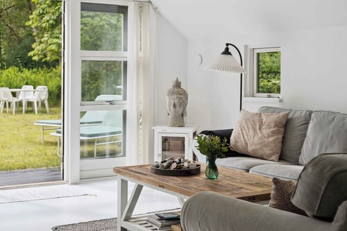 Newly renovated holiday home near the beach