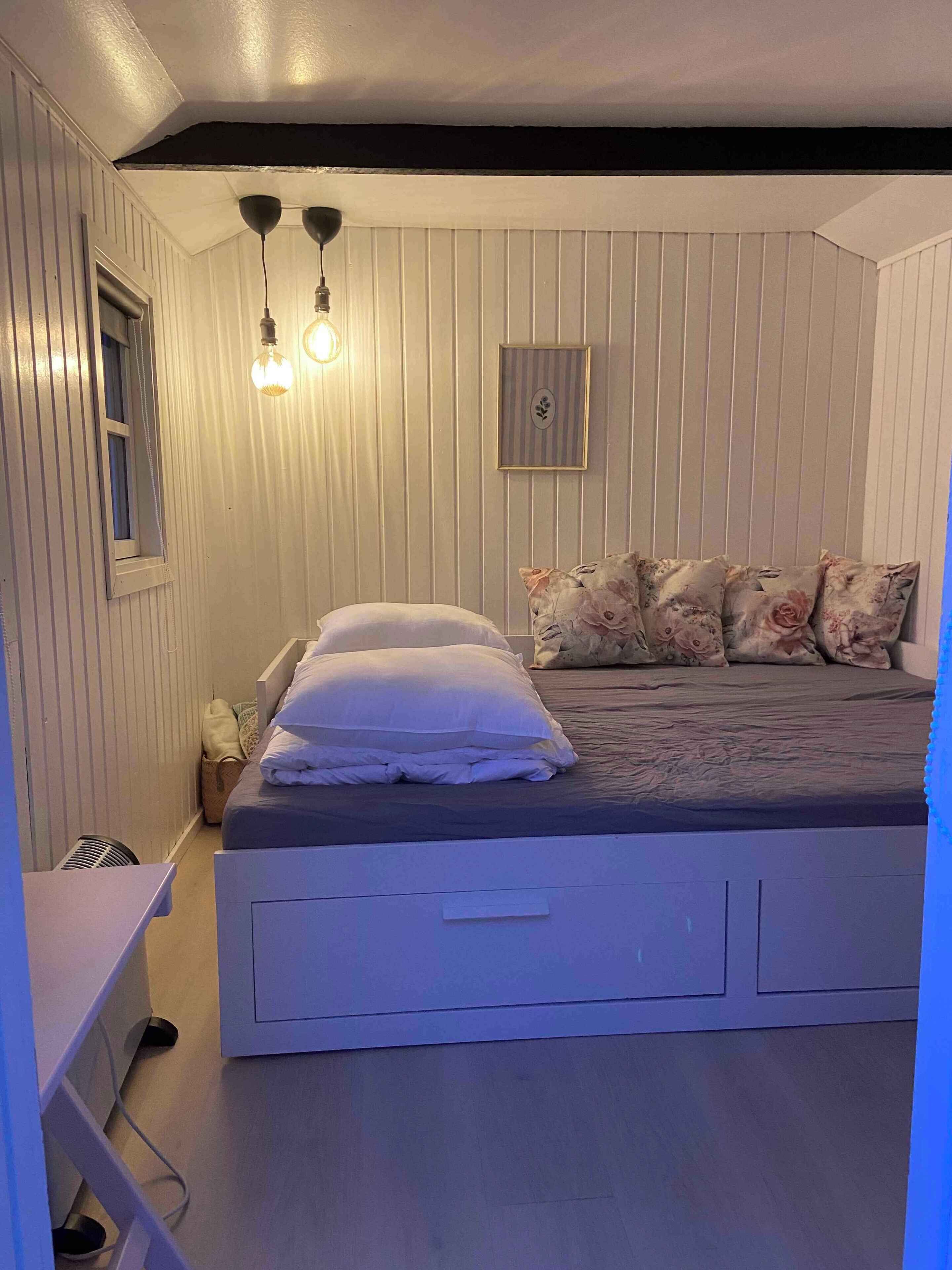 2 多间卧室、熨斗/熨衣板、免费 WiFi