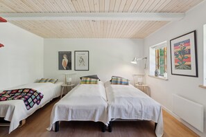 2 Schlafzimmer, Bügeleisen/Bügelbrett, kostenloses WLAN