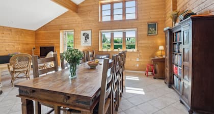 Cozy holiday home near the fjord and bathing pier