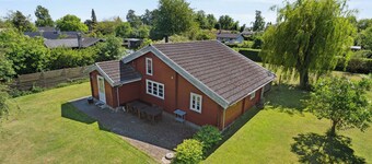 Cozy holiday home near the fjord and bathing pier