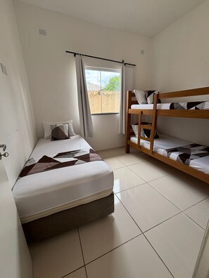 2 soverom, wi-fi (inkludert) og sengetøy