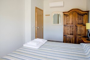 2 chambres, accès Internet, draps fournis